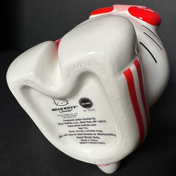 ♥️ Full body Hello Kitty mug ♥️ - Picture 6 of 7